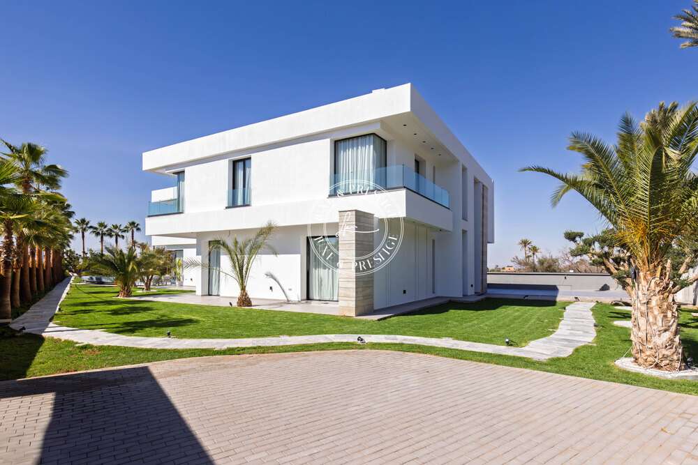 Location Villa White