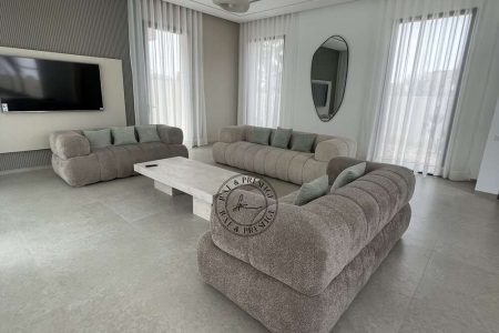 Luxe et Prestige agence immobilière marrakech, vente villa marrakech, vente appartement marrakech, vente riad marrakech, location appartement marrakech, location villa marrakech, villa à vendre marrakech, appartement à vendre marrakech, riad à vendre marrakech