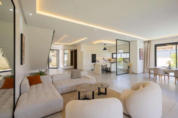 WhatsApp Image 2026-02-10 at 18.52.10