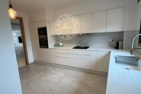 Luxe et Prestige agence immobilière marrakech, vente villa marrakech, vente appartement marrakech, vente riad marrakech, location appartement marrakech, location villa marrakech, villa à vendre marrakech, appartement à vendre marrakech, riad à vendre marrakech