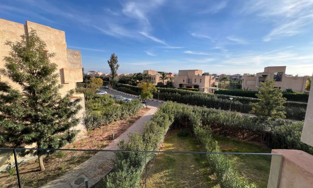 e6217351-9d29-4c2f-8616-58b742406ea3